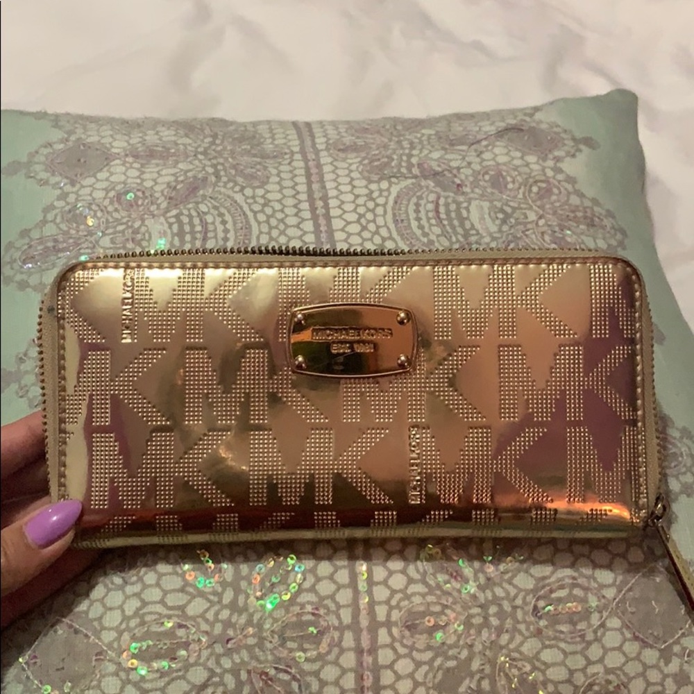 Beautiful and shiny MK wallet
